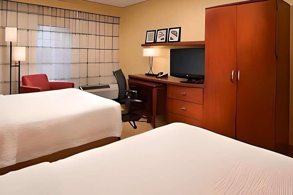 Comfort Inn & Suites Arlington Heights Ruang foto